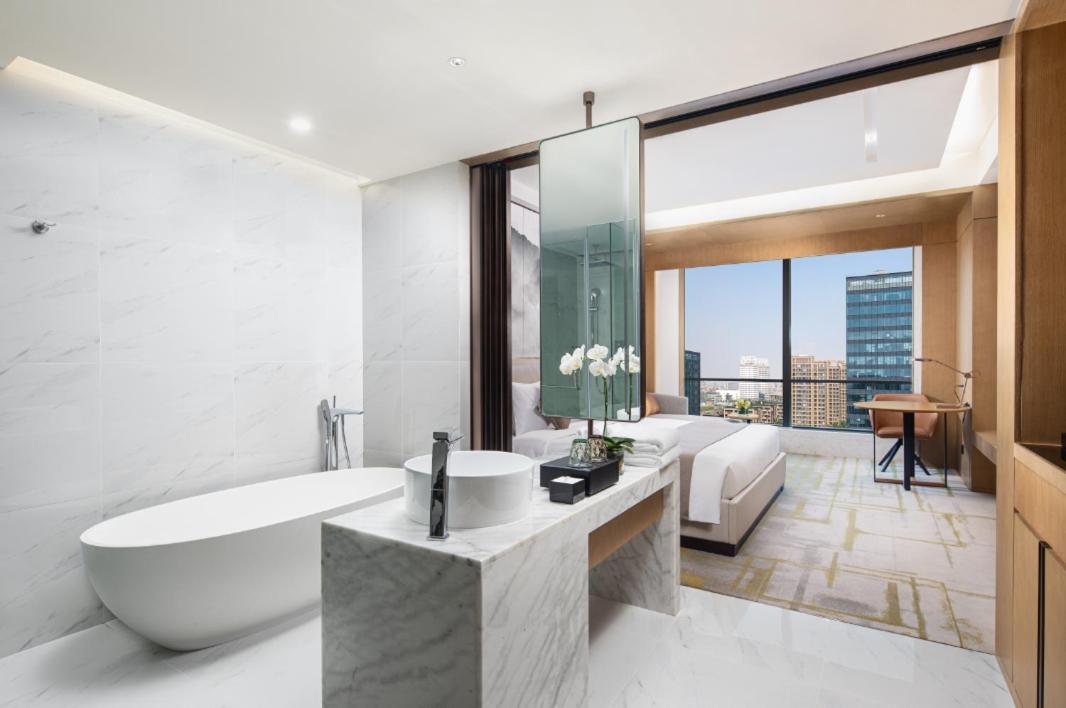 Metropark Hotel Hongqiao Sanghaj Kültér fotó